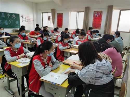 微信圖片_202004181755052.jpg 微信圖片_202004181755052.jpg