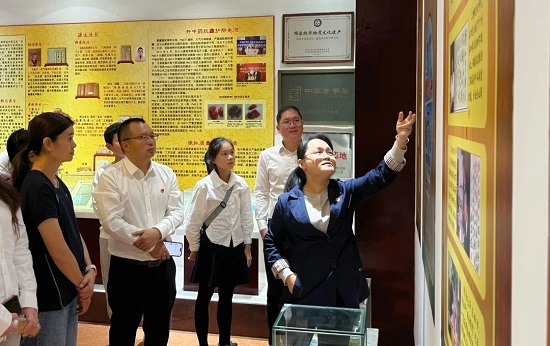 1053eddbbafec7136d6113d443aef731.jpg 1053eddbbafec7136d6113d443aef731.jpg